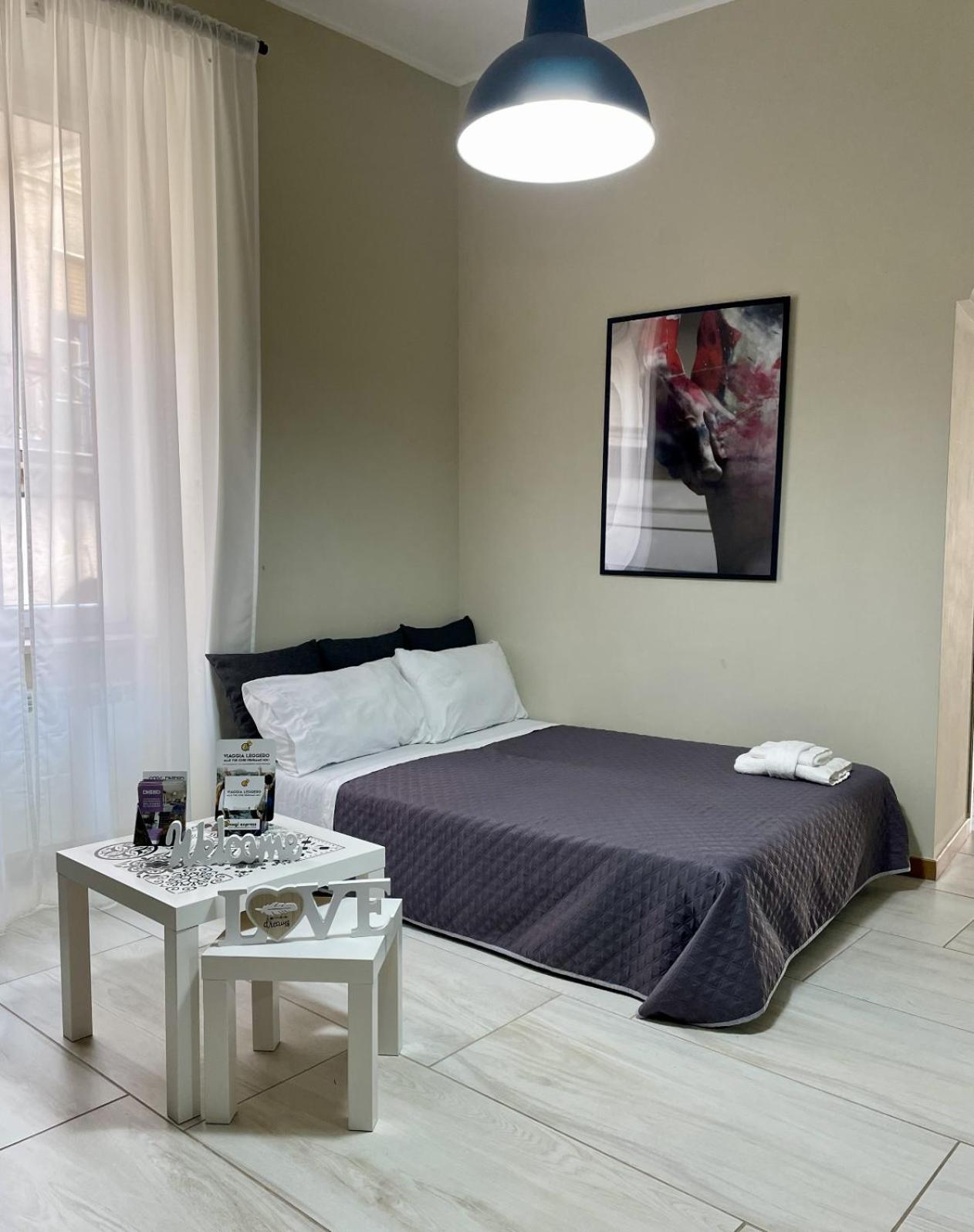Grey Apartment Caiazzo Exterior photo